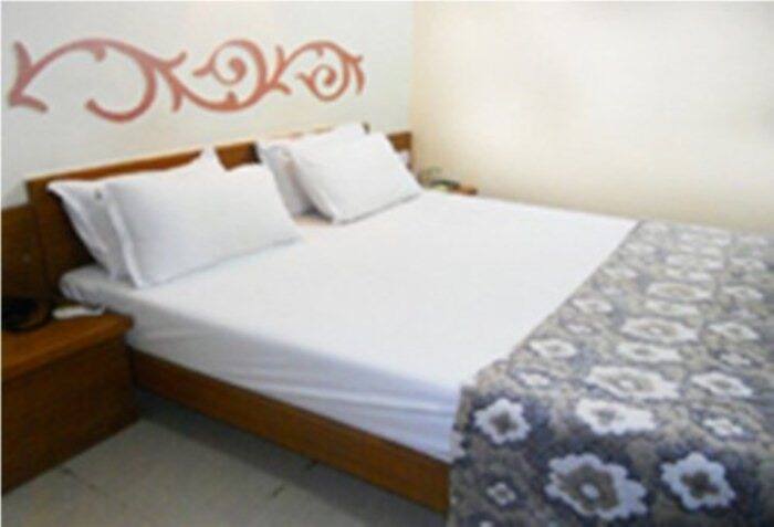 Hotel Campus, Ahmedabad 5